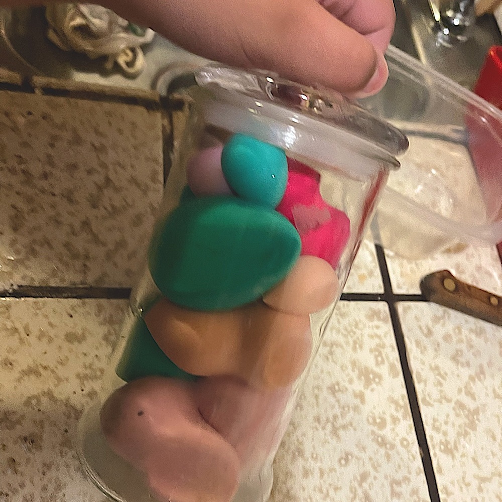 Beauty blenders, clean, all sizes, pink blue and tan, used, 14 beauty benders